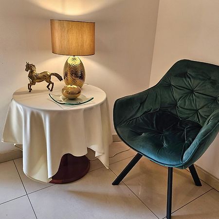 Aparthotel Gaja Μπλεντ Εξωτερικό φωτογραφία