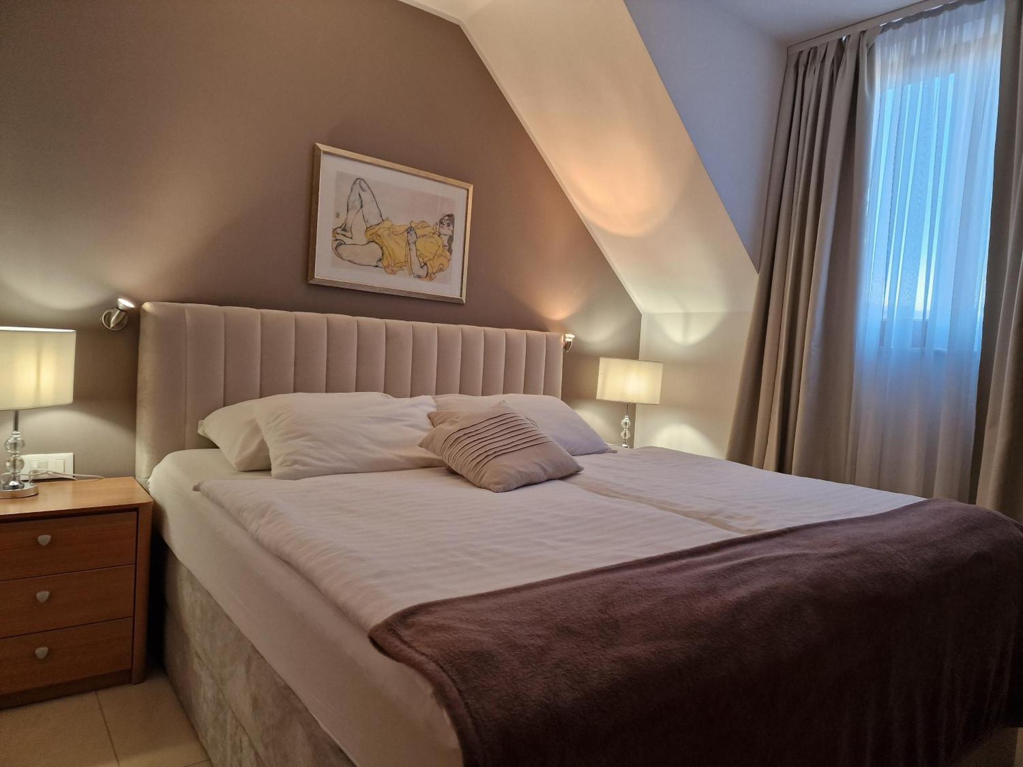 Aparthotel Gaja Μπλεντ Εξωτερικό φωτογραφία