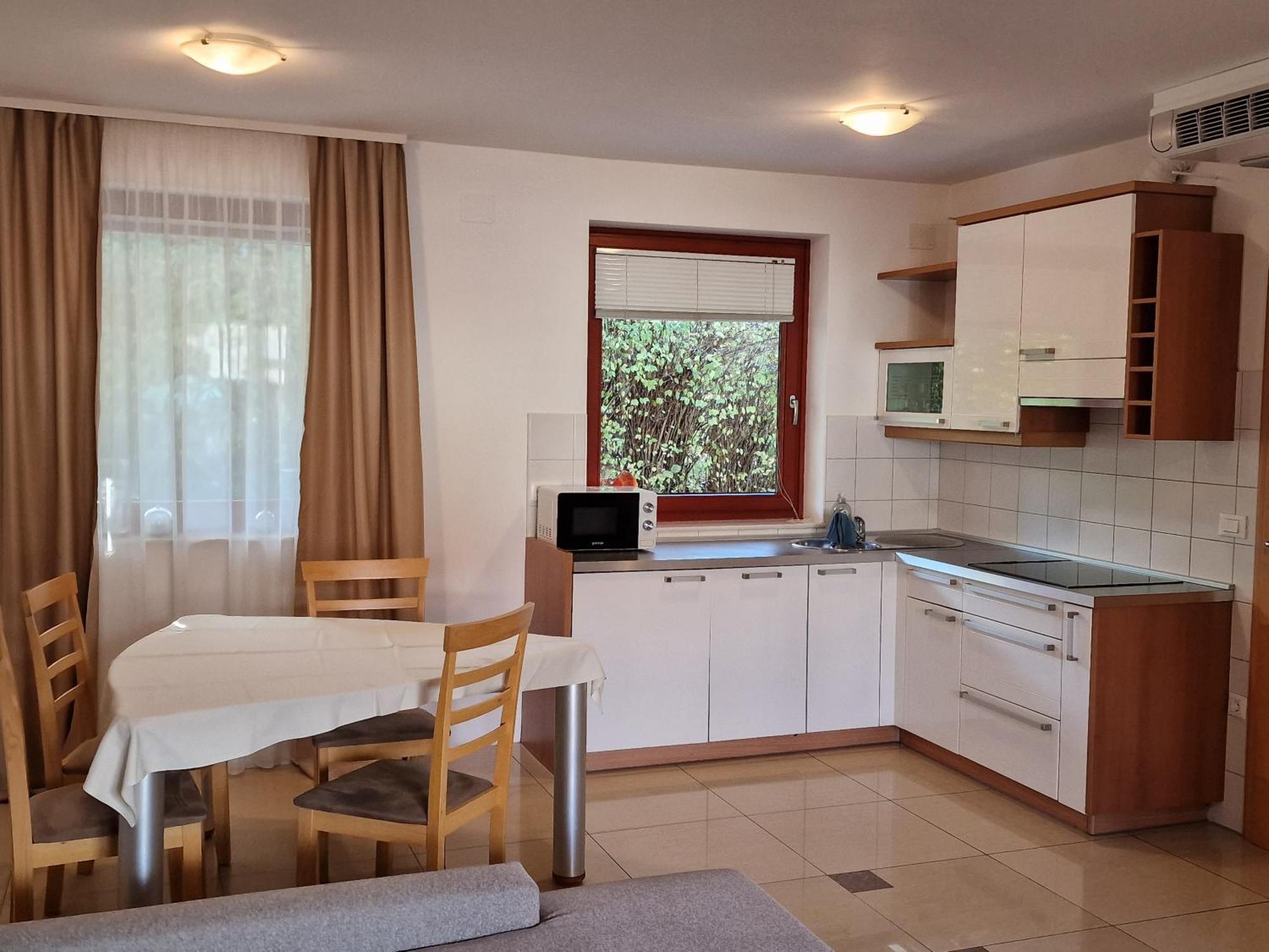 Aparthotel Gaja Μπλεντ Εξωτερικό φωτογραφία