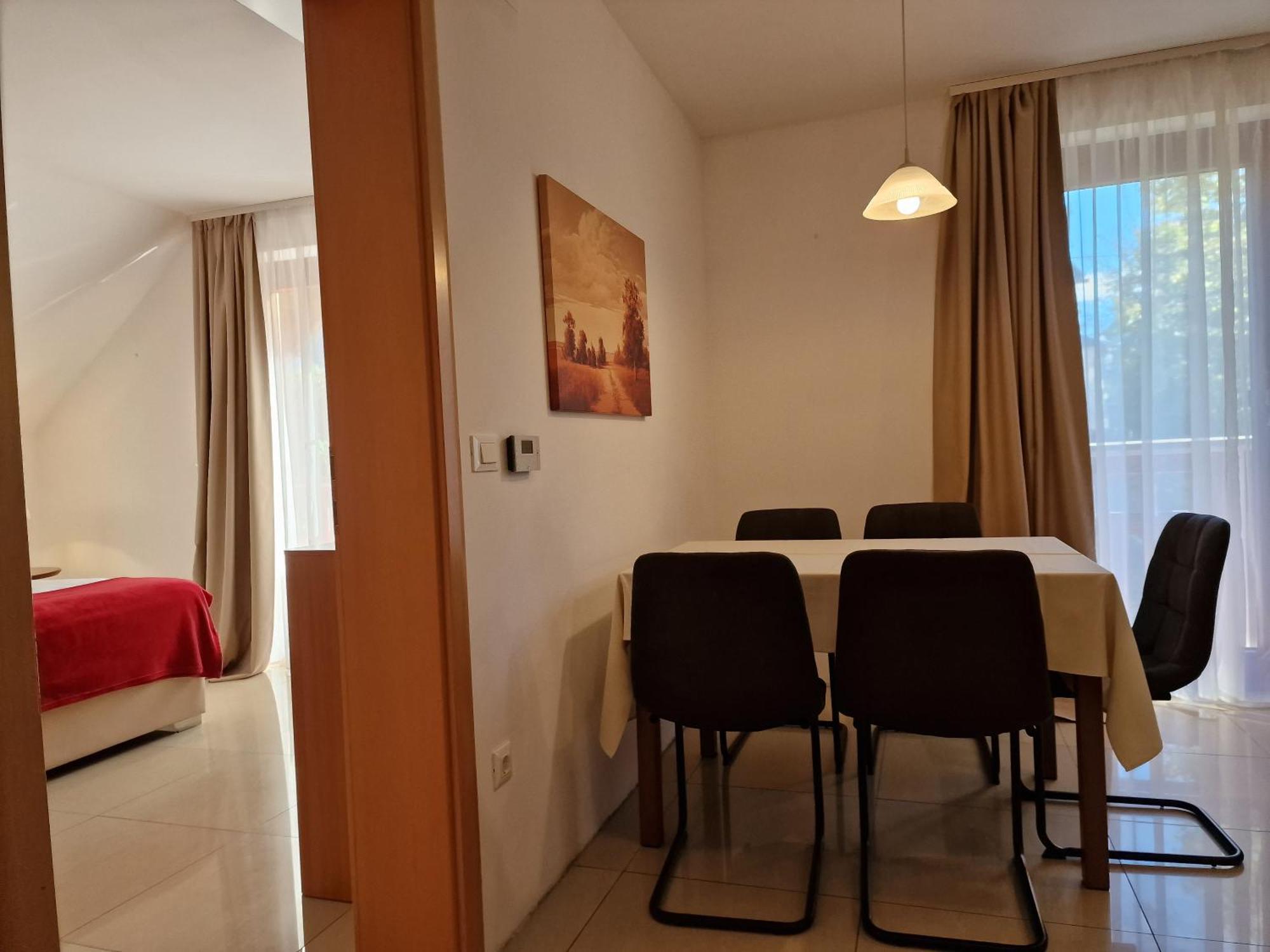 Aparthotel Gaja Μπλεντ Εξωτερικό φωτογραφία