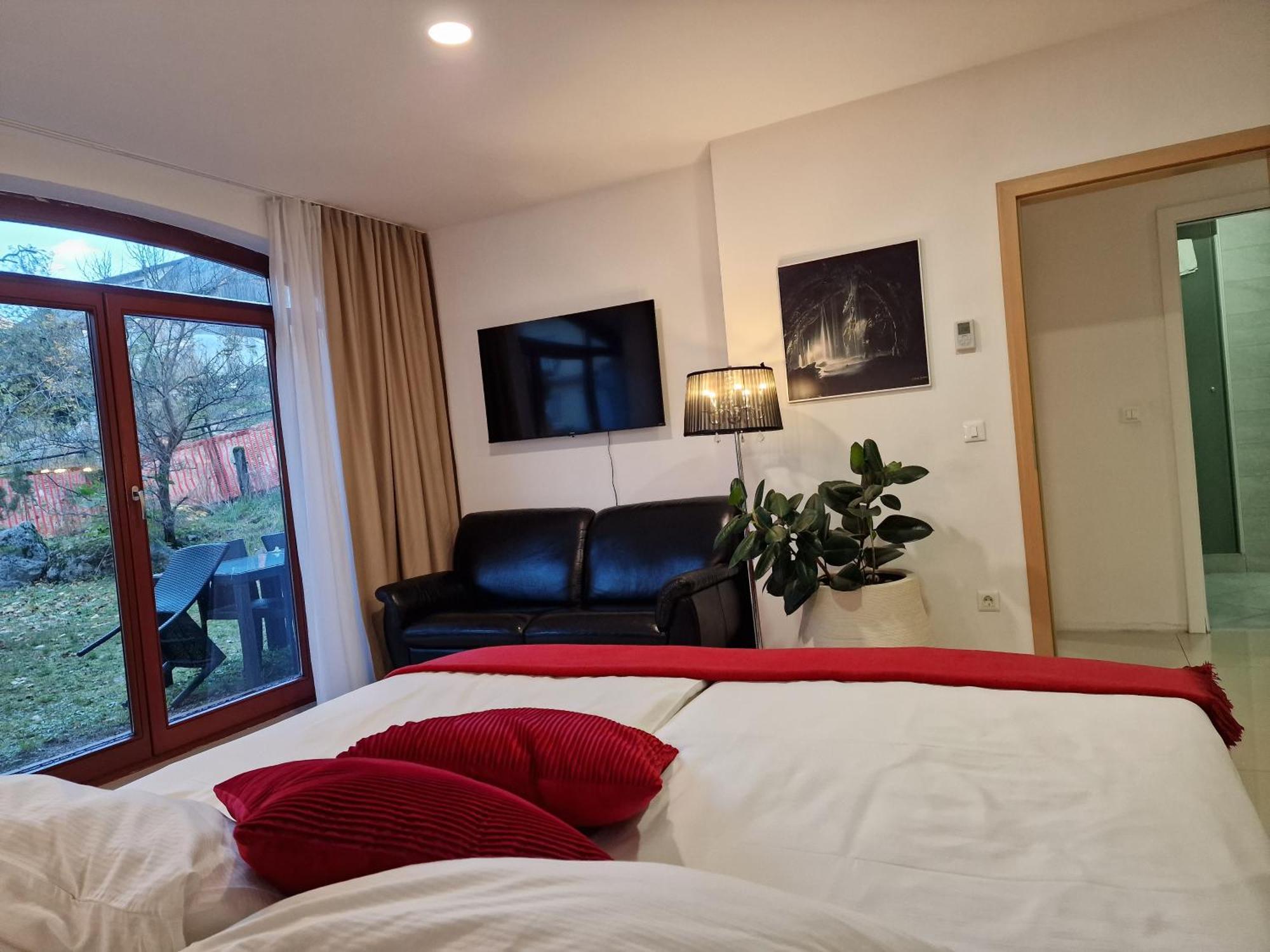 Aparthotel Gaja Μπλεντ Εξωτερικό φωτογραφία