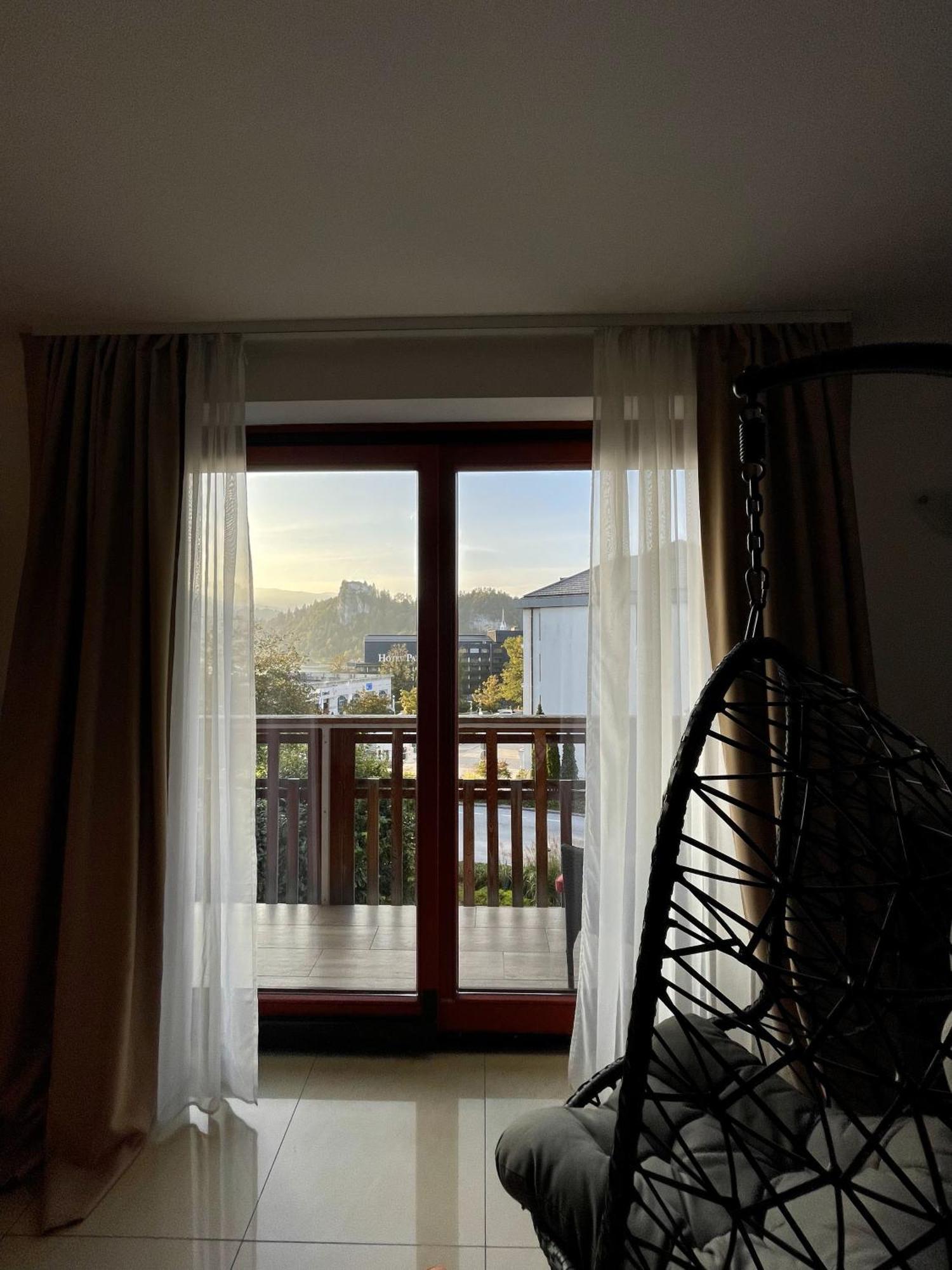 Aparthotel Gaja Μπλεντ Εξωτερικό φωτογραφία